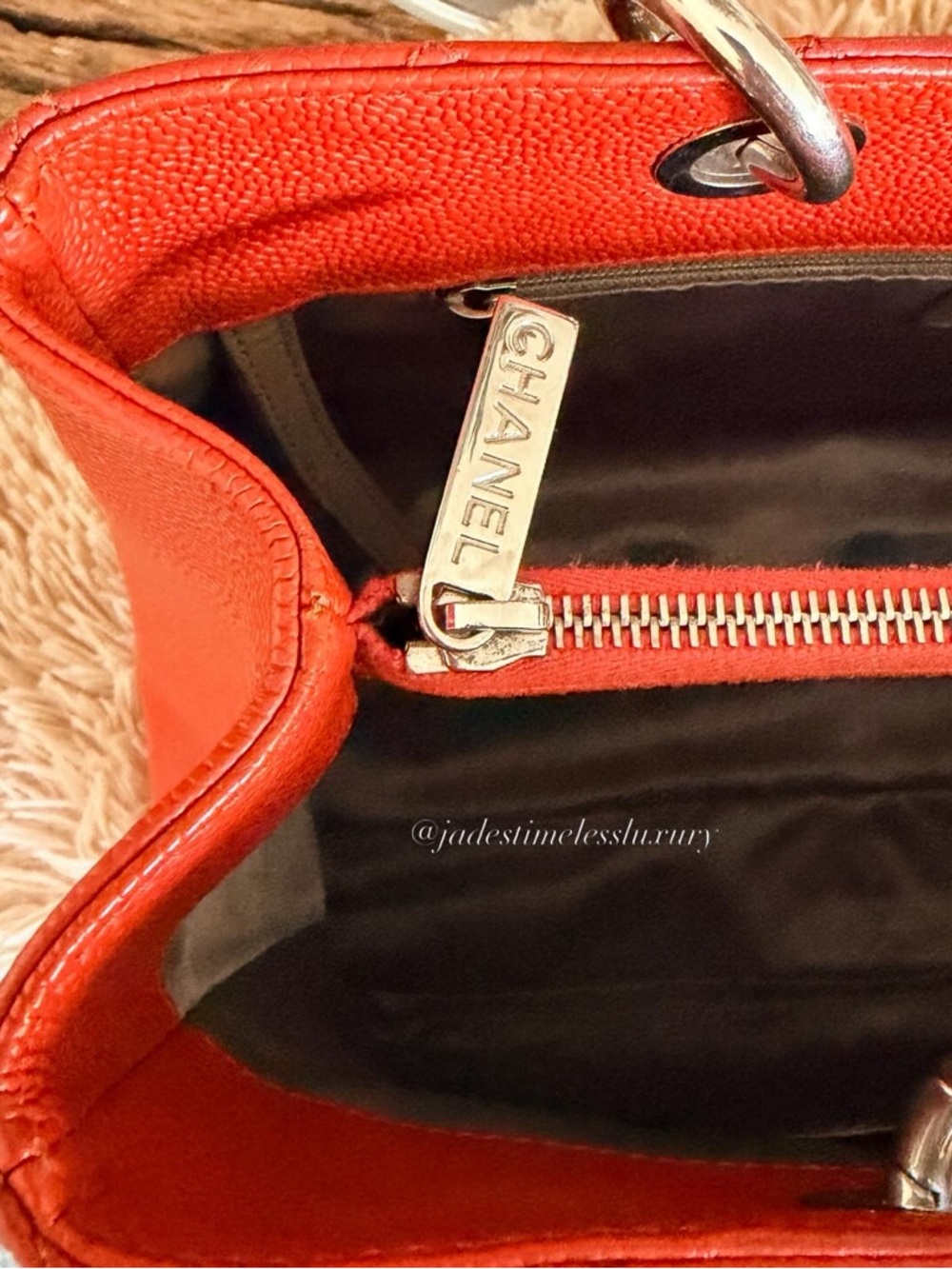 CHANEL Quilted Caviar Leather Tote in Red Orange - Grand Shopping Tote (GST) - Picture 9 of 12